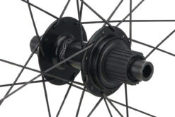 Shimano WH-MT601-TL-B Disc Center Lock 27,5" Laufradsatz -Shimano 428006